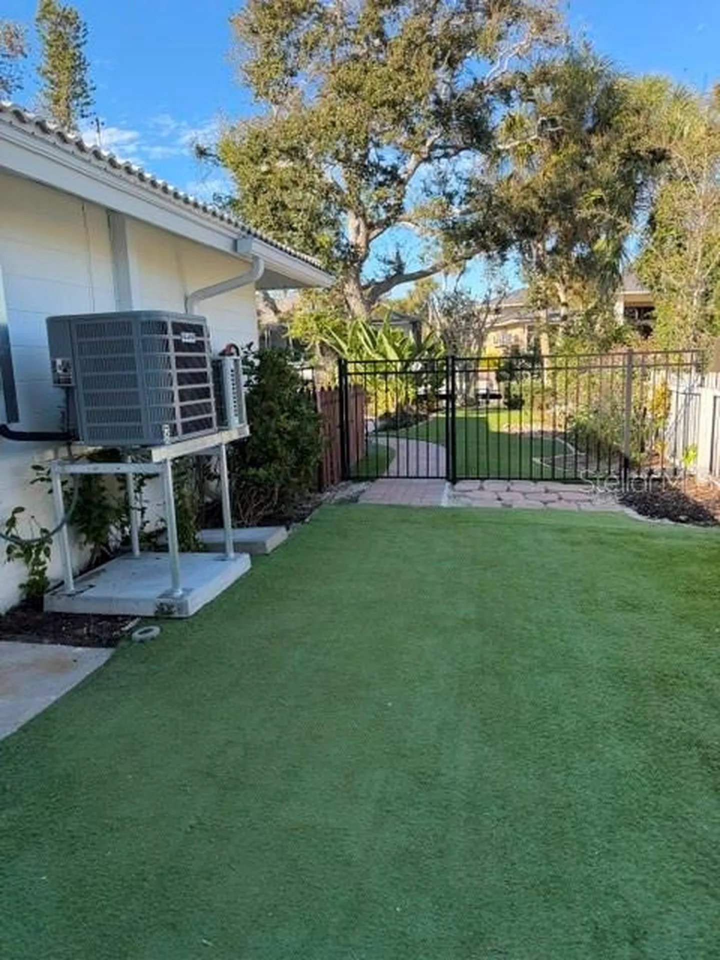 605 Lotus Lane Sarasota FL 34242