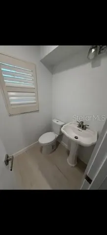 605 Lotus Lane Sarasota FL 34242