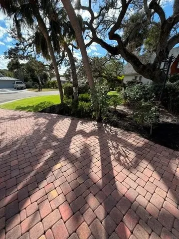 605 Lotus Lane Sarasota FL 34242
