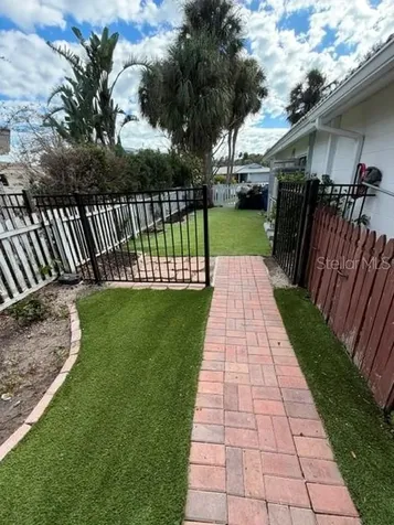 605 Lotus Lane Sarasota FL 34242