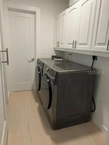 605 Lotus Lane Sarasota FL 34242