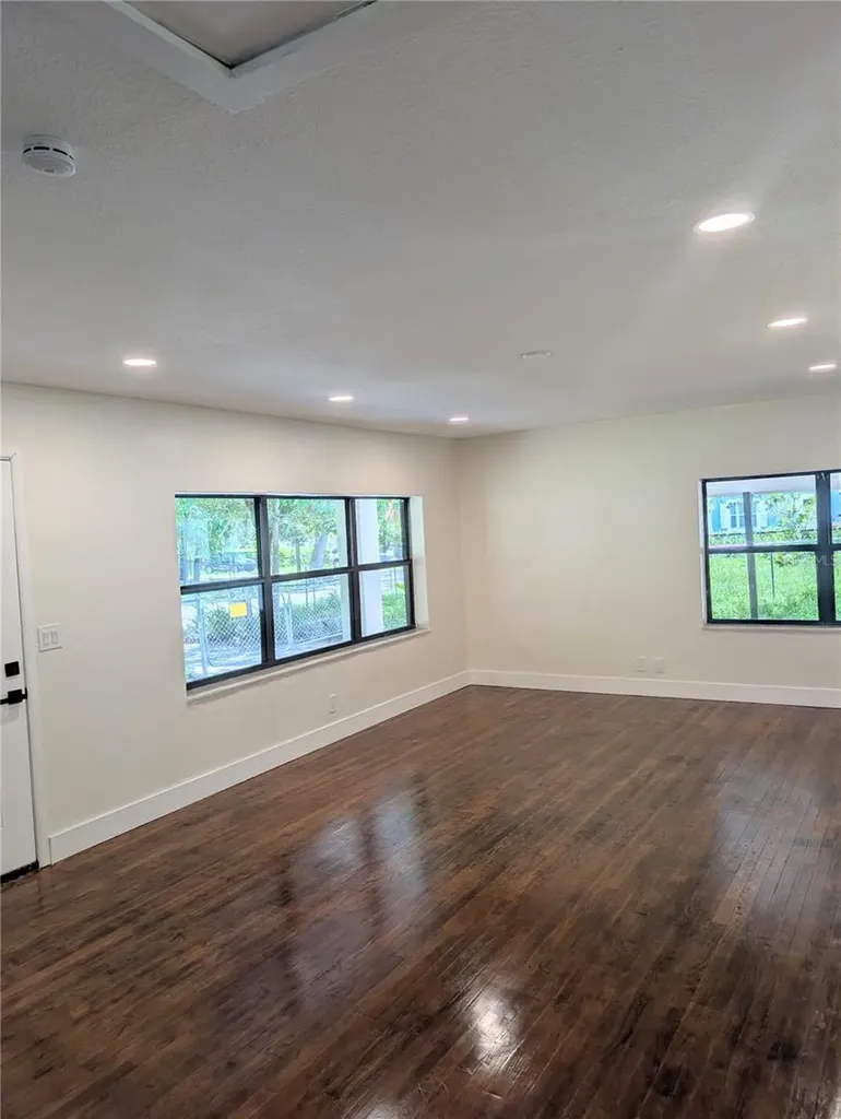 8206 N 19th Street Tampa FL 33604