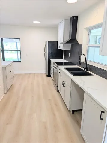 8206 N 19th Street Tampa FL 33604