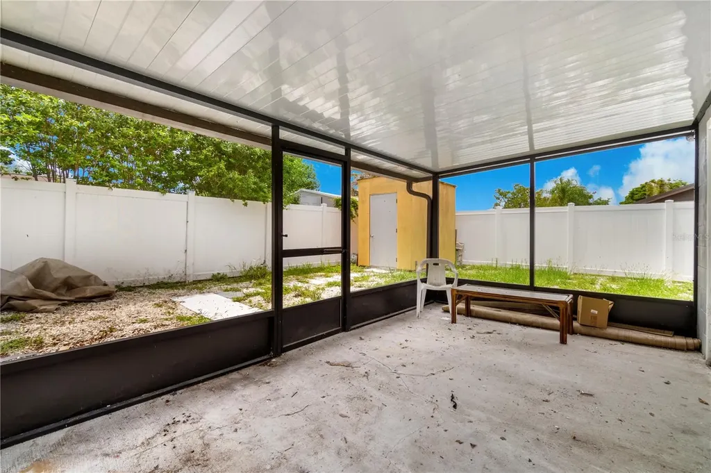 1029 Pine Ridge Circle Brandon FL 33511
