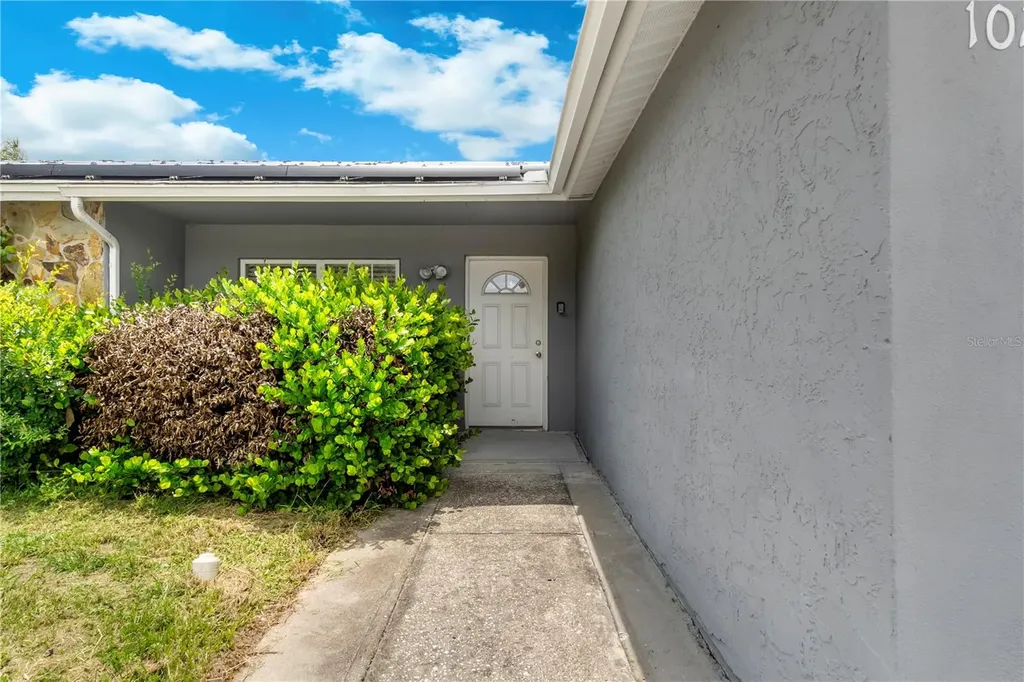 1029 Pine Ridge Circle Brandon FL 33511