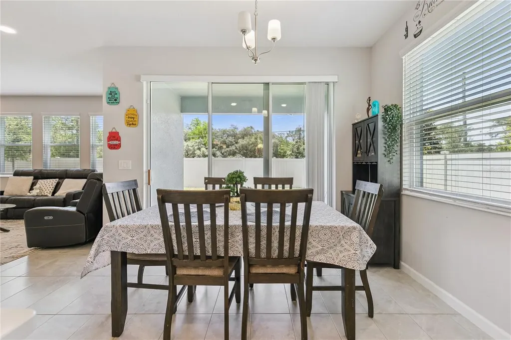 2591 Cedar Shake Court Oviedo FL 32765