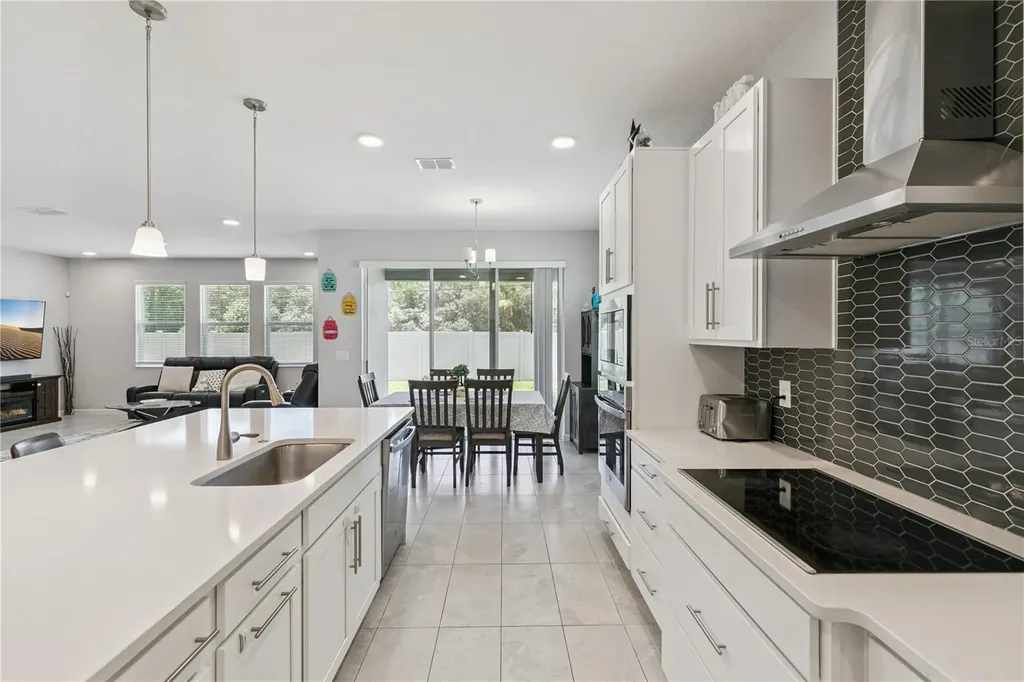 2591 Cedar Shake Court Oviedo FL 32765
