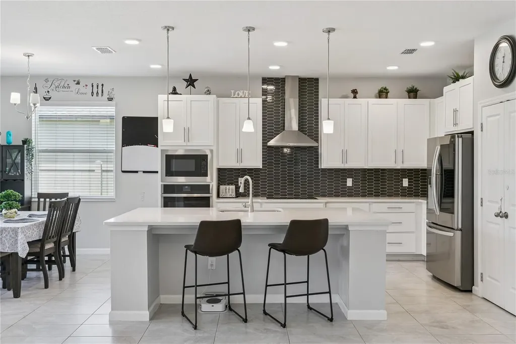 2591 Cedar Shake Court Oviedo FL 32765