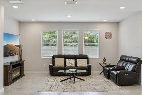 2591 Cedar Shake Court Oviedo FL 32765