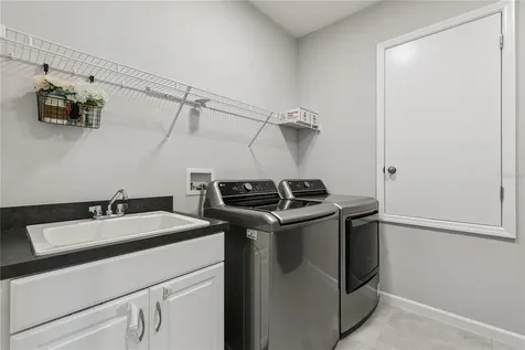 2591 Cedar Shake Court Oviedo FL 32765