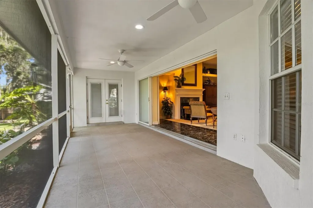 1142 Longwood Oaks Boulevard Lakeland FL 33811