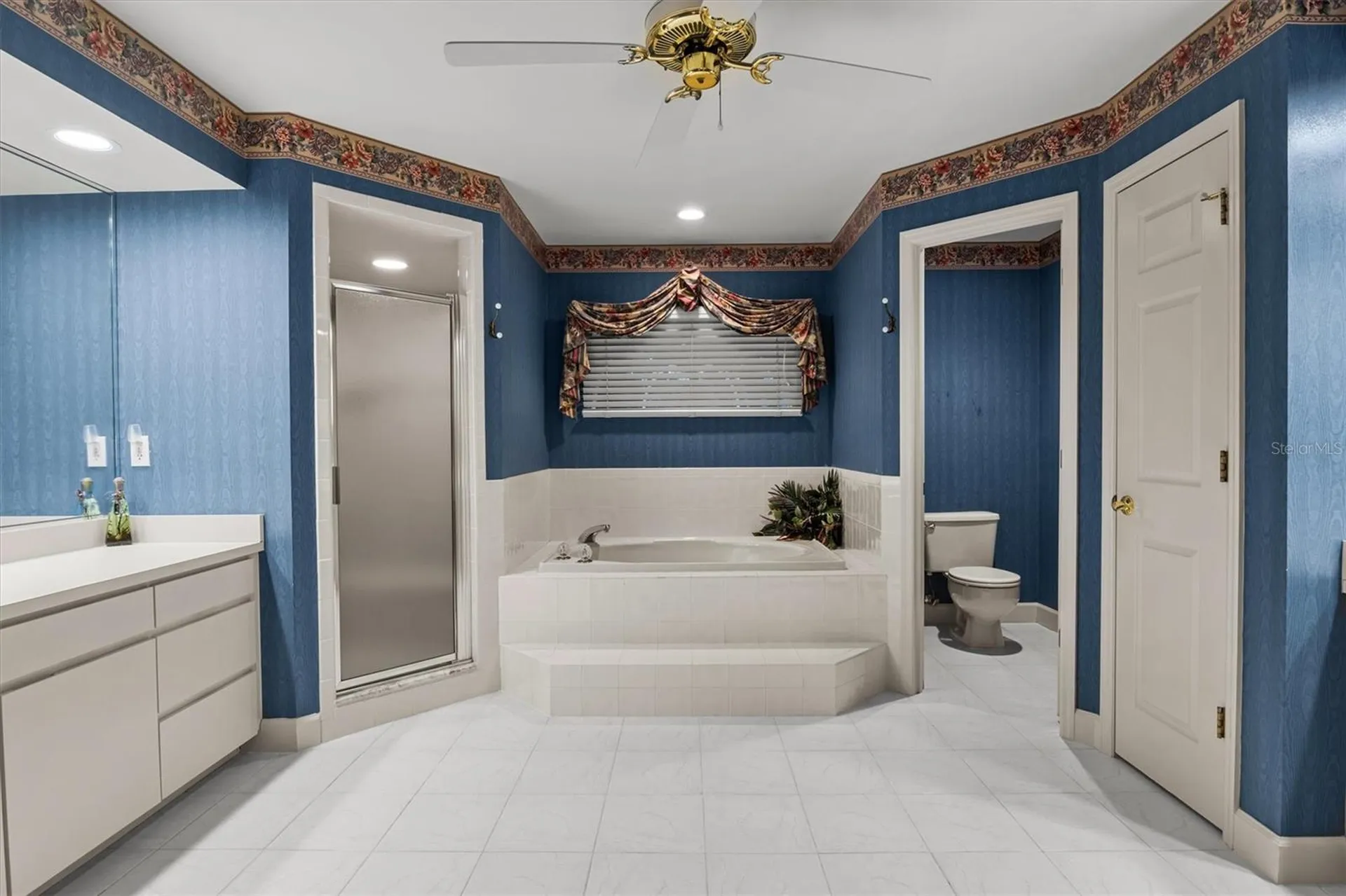 1142 Longwood Oaks Boulevard Lakeland FL 33811