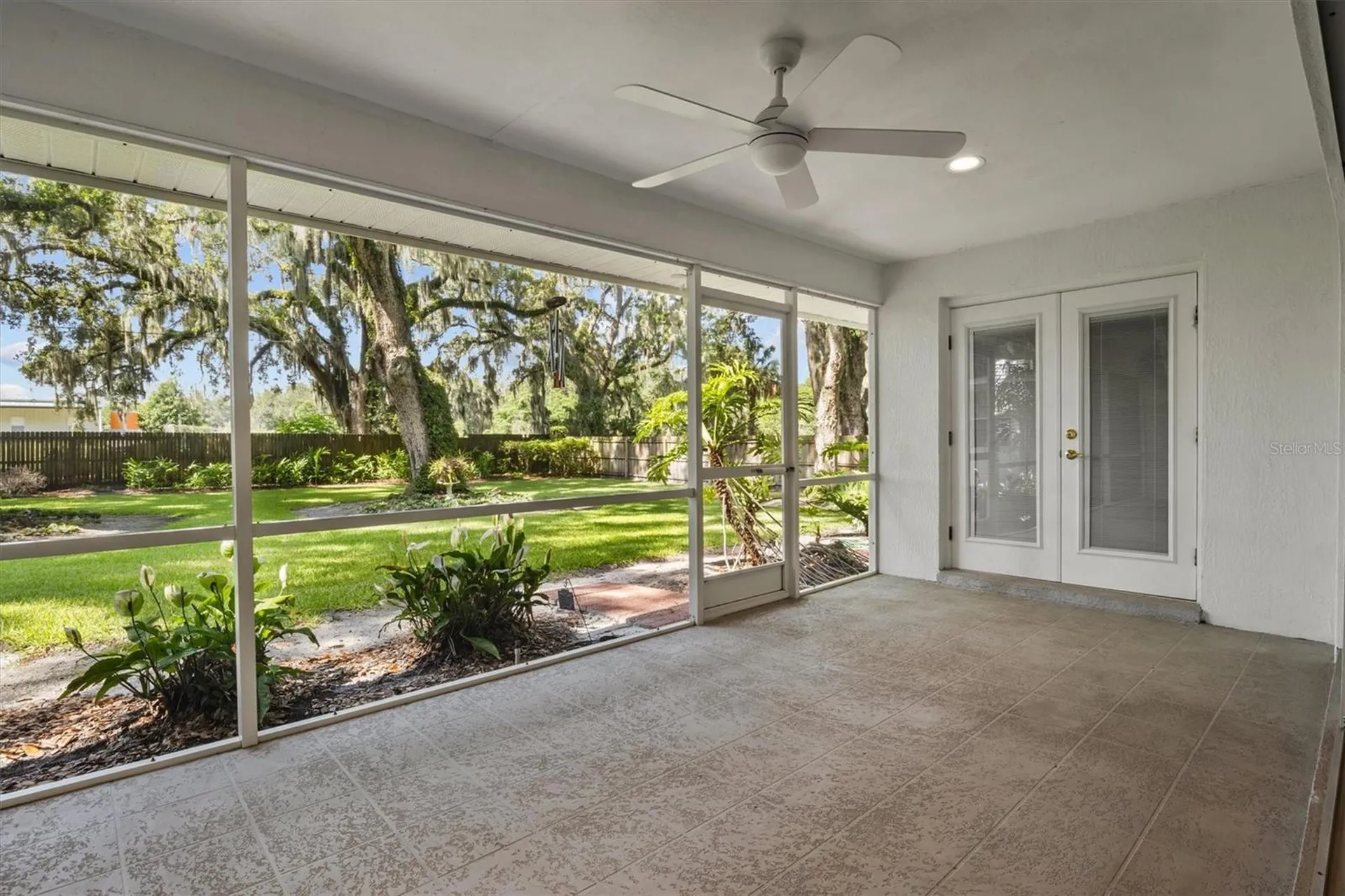 1142 Longwood Oaks Boulevard Lakeland FL 33811