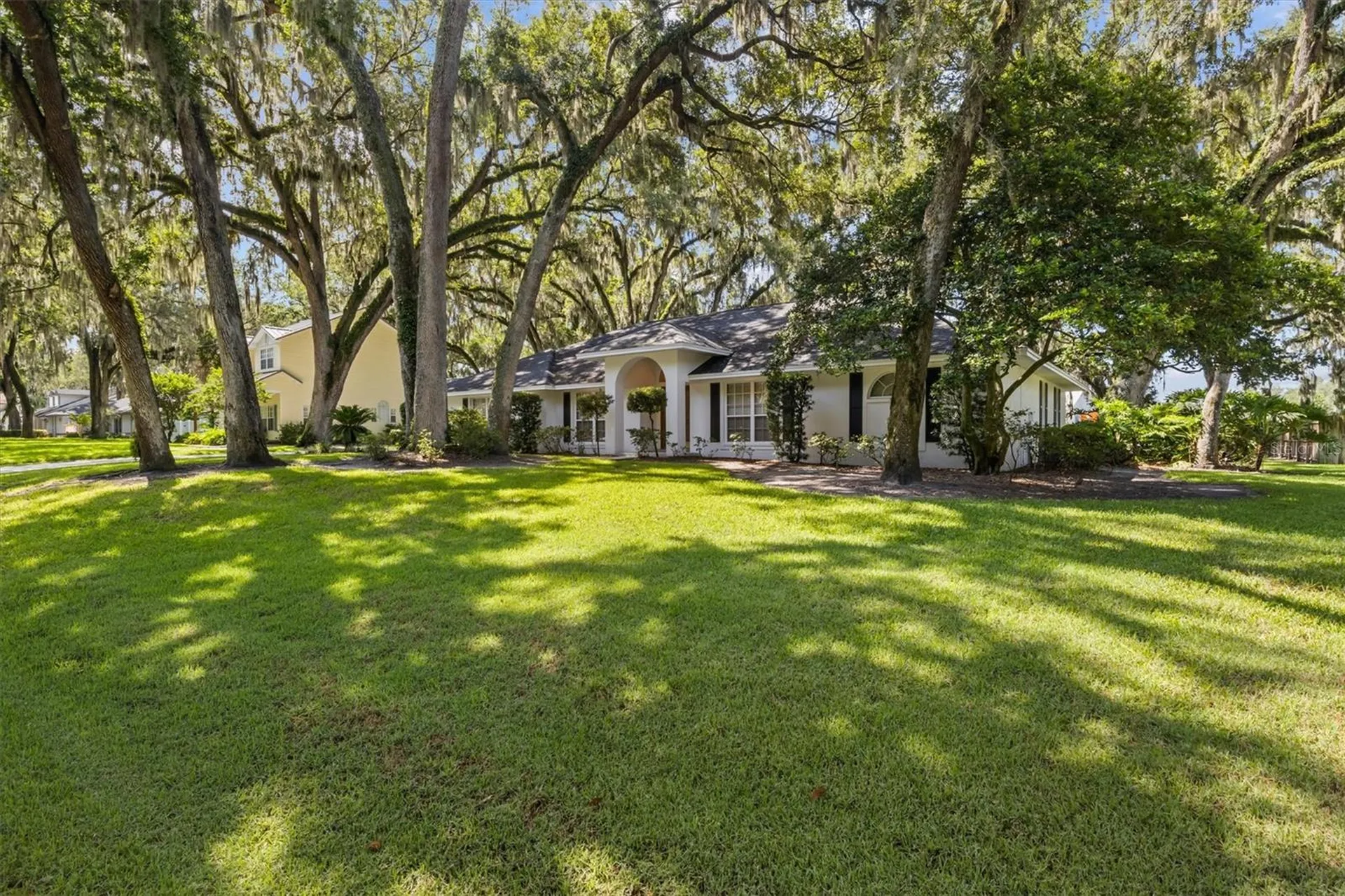 1142 Longwood Oaks Boulevard Lakeland FL 33811