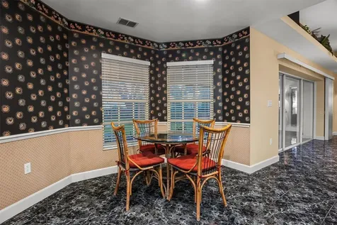 1142 Longwood Oaks Boulevard Lakeland FL 33811