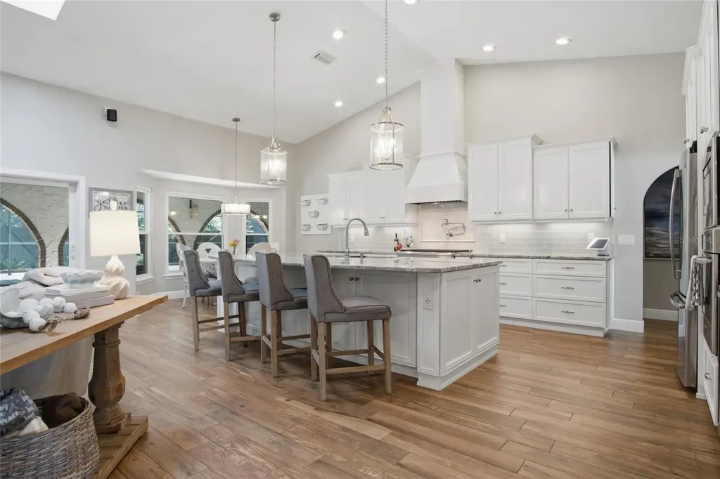 1063 Whispering Point Casselberry FL 32707