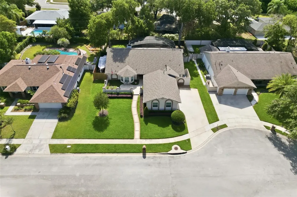 1063 Whispering Point Casselberry FL 32707