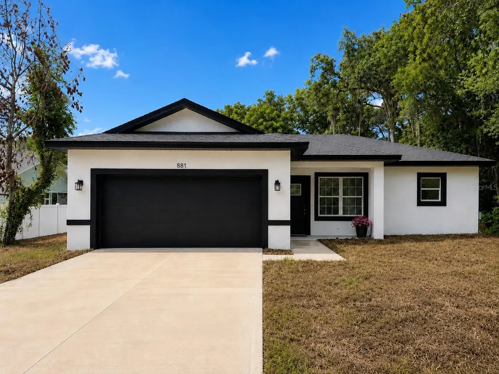 881 W Wisconsin Avenue Orange City FL 32763