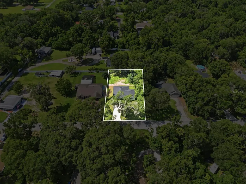 881 W Wisconsin Avenue Orange City FL 32763