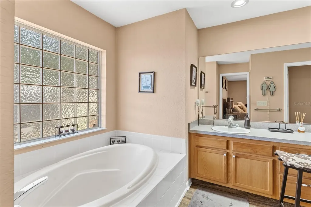 200 Waters Edge Drive Leesburg FL 34748
