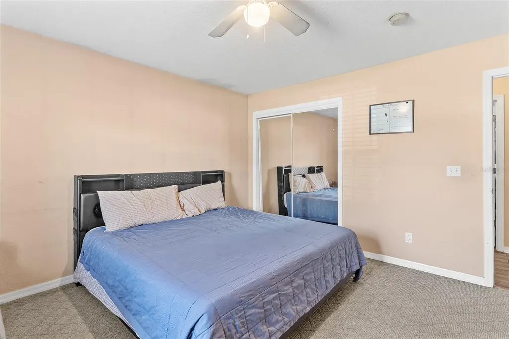 200 Waters Edge Drive Leesburg FL 34748