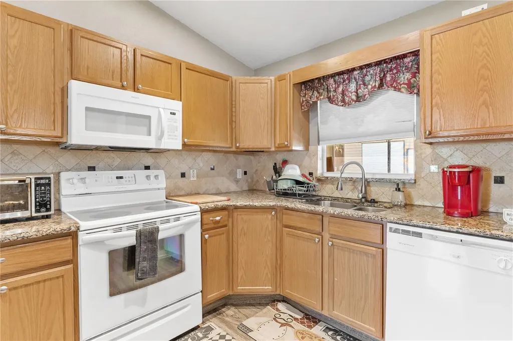200 Waters Edge Drive Leesburg FL 34748