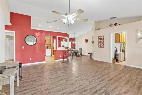200 Waters Edge Drive Leesburg FL 34748