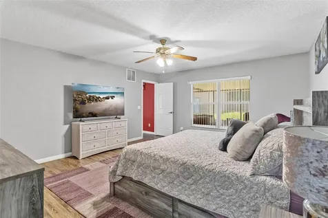 200 Waters Edge Drive Leesburg FL 34748