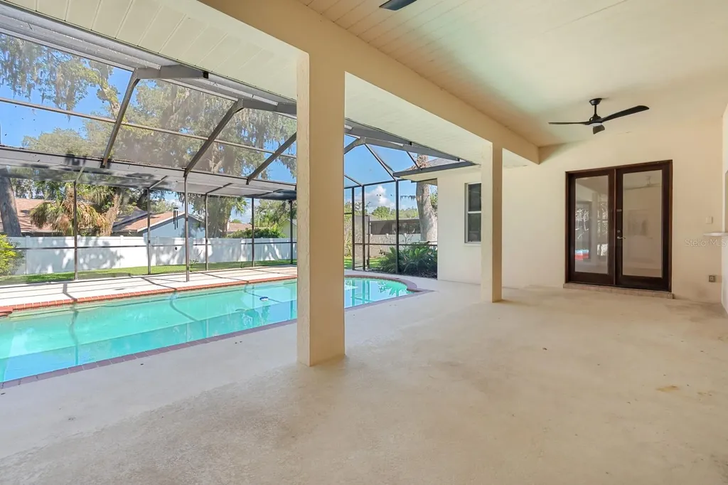 512 Caulder Park Road Seffner FL 33584