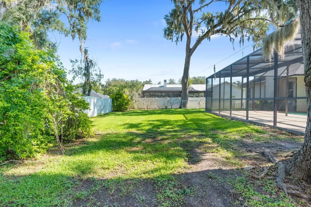 512 Caulder Park Road Seffner FL 33584