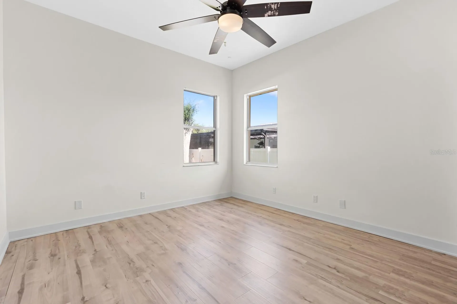 512 Caulder Park Road Seffner FL 33584