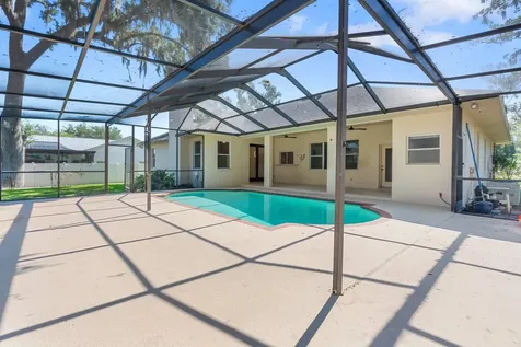 512 Caulder Park Road Seffner FL 33584