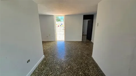 15 Villa Evangelina Manati PR 00674