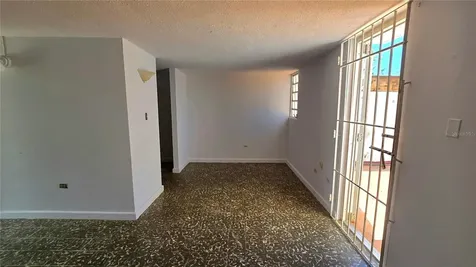15 Villa Evangelina Manati PR 00674