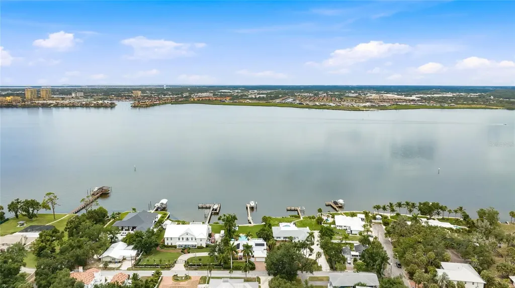 1625 1st Avenue E Bradenton FL 34208