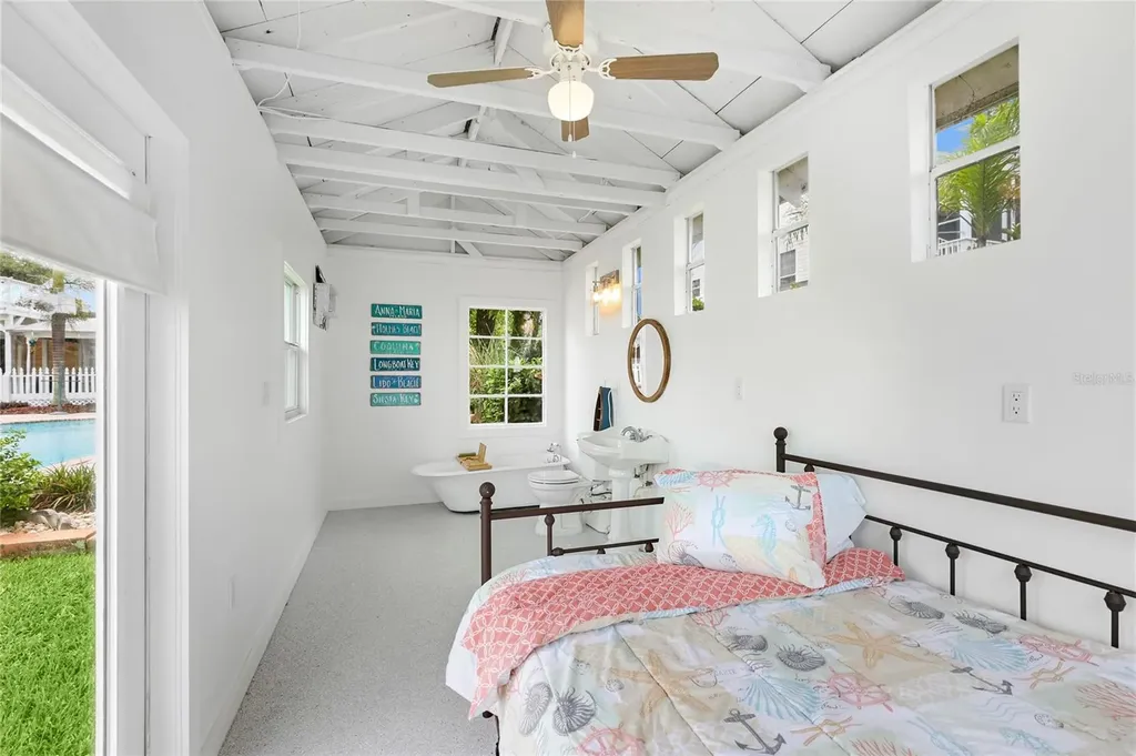 1625 1st Avenue E Bradenton FL 34208
