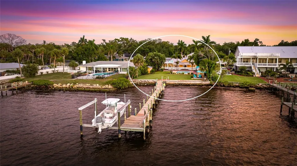 1625 1st Avenue E Bradenton FL 34208