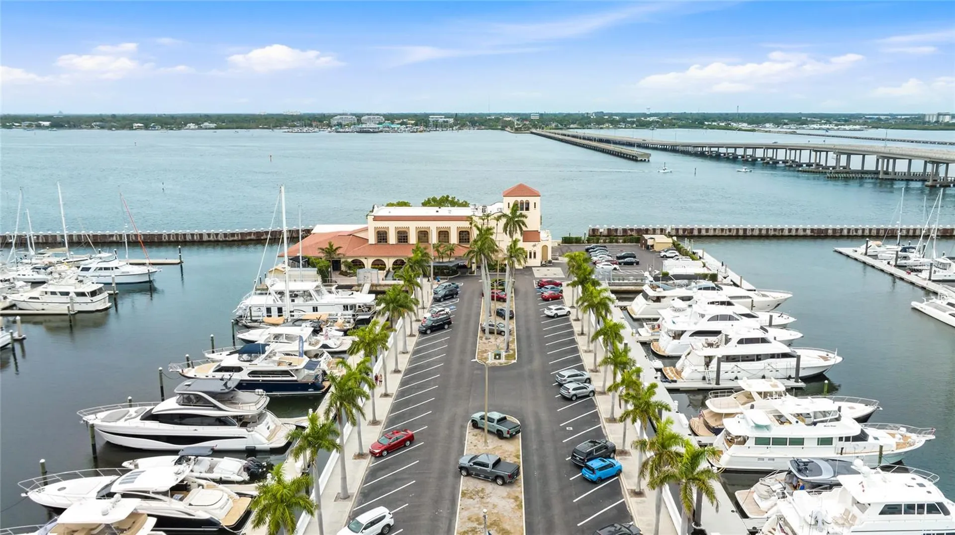 1625 1st Avenue E Bradenton FL 34208
