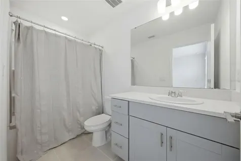 16570 San Nicola Place Bradenton FL 34211
