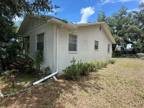 808 N Johnson Street Plant City FL 33563