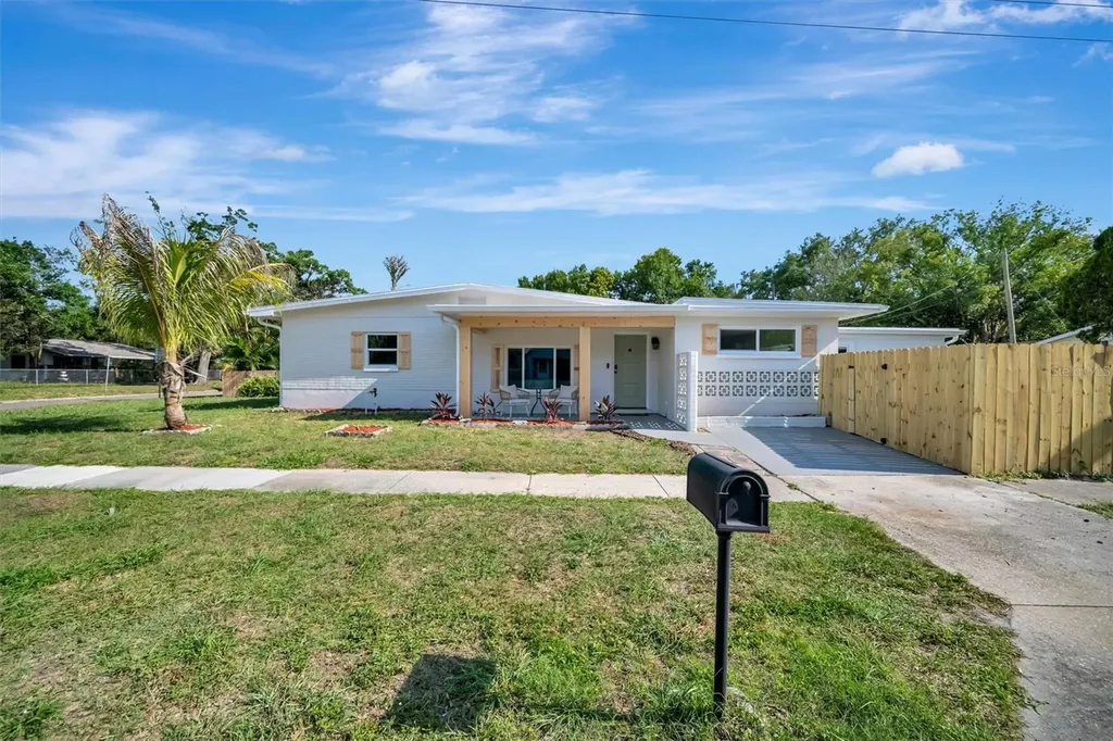 2600 40th Avenue N St Petersburg FL 33714