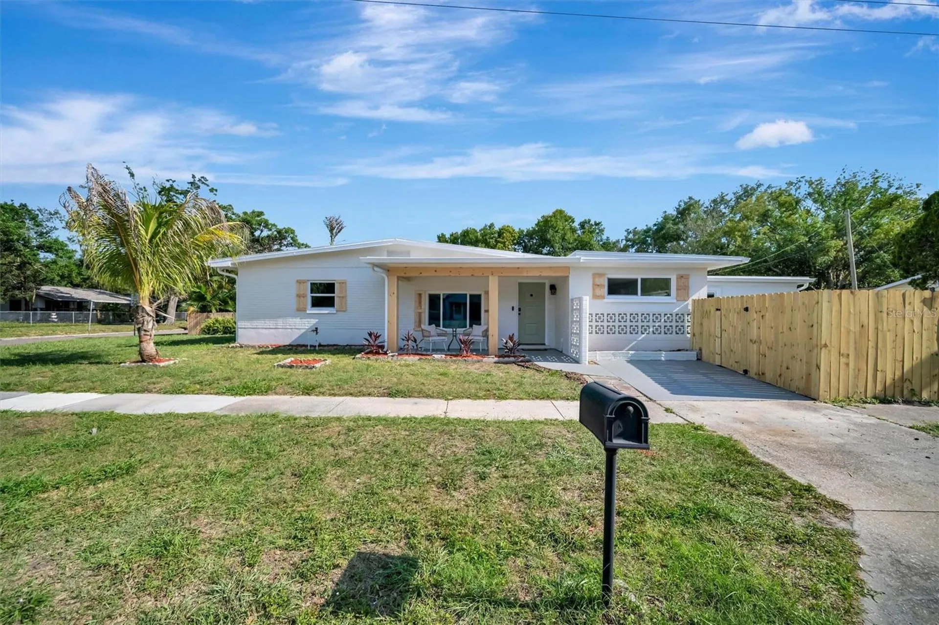 2600 40th Avenue N St Petersburg FL 33714