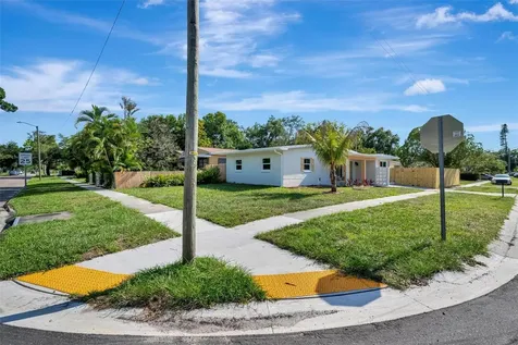 2600 40th Avenue N St Petersburg FL 33714