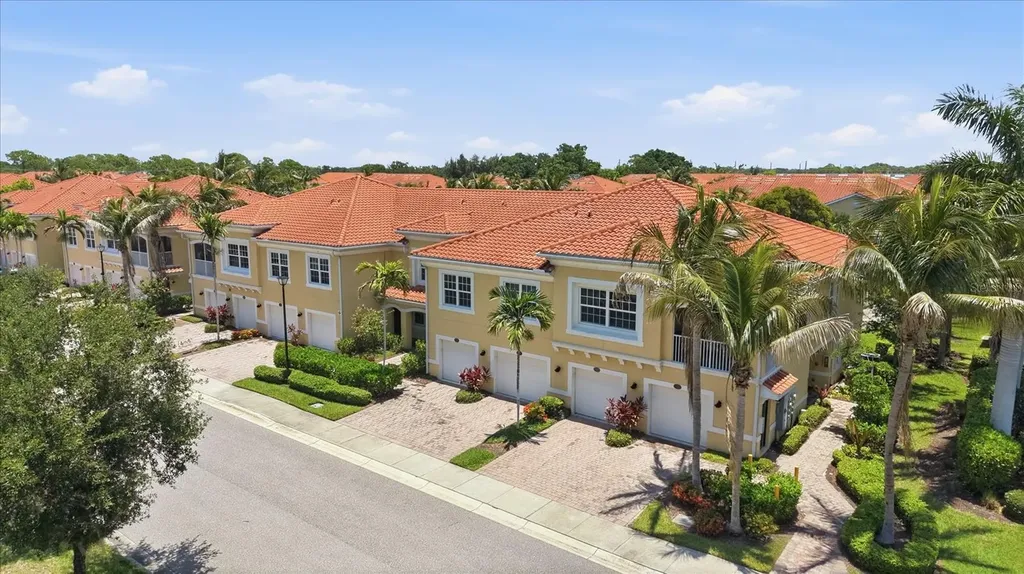 173 Navigation Circle Osprey FL 34229