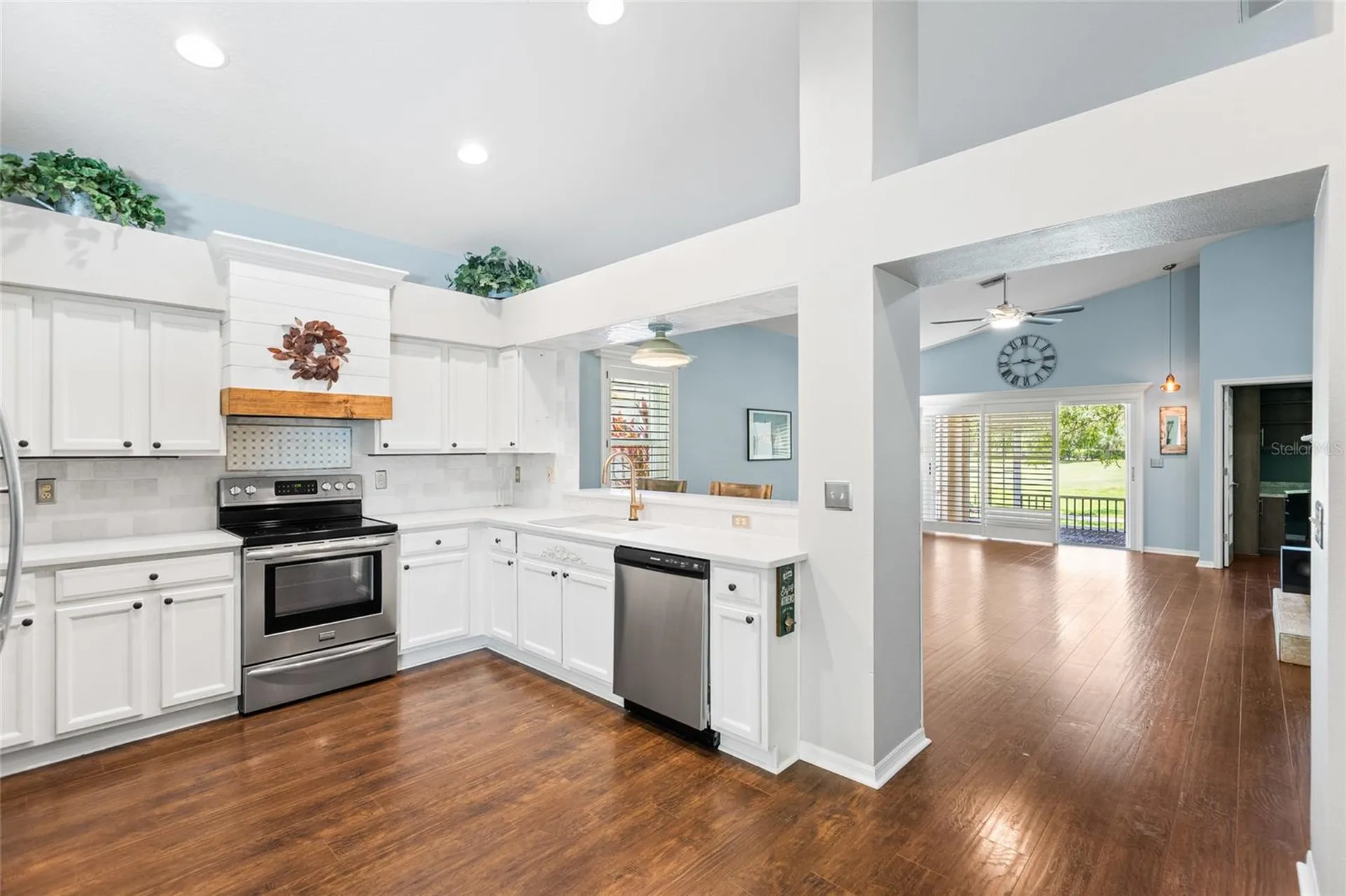 19218 Sea Mist Lane Lutz FL 33558