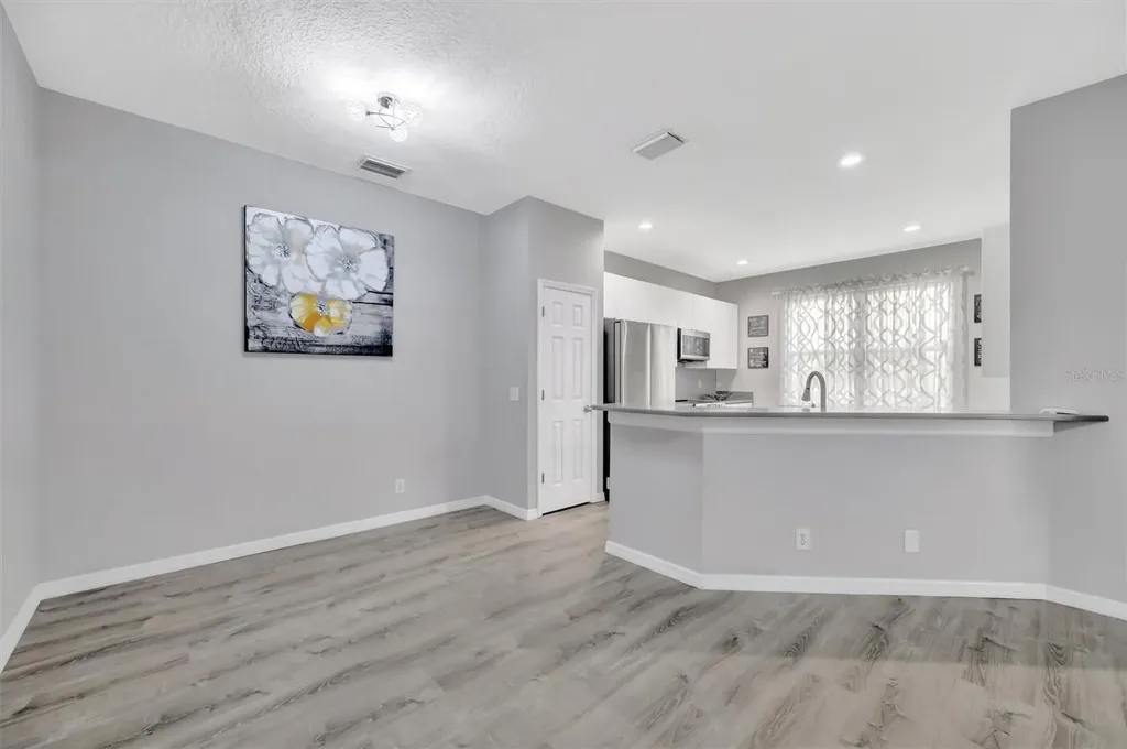 547 Black Lion Drive NE St Petersburg FL 33716