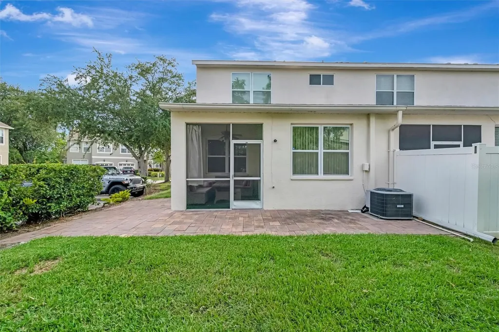 547 Black Lion Drive NE St Petersburg FL 33716