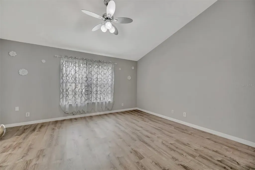 547 Black Lion Drive NE St Petersburg FL 33716