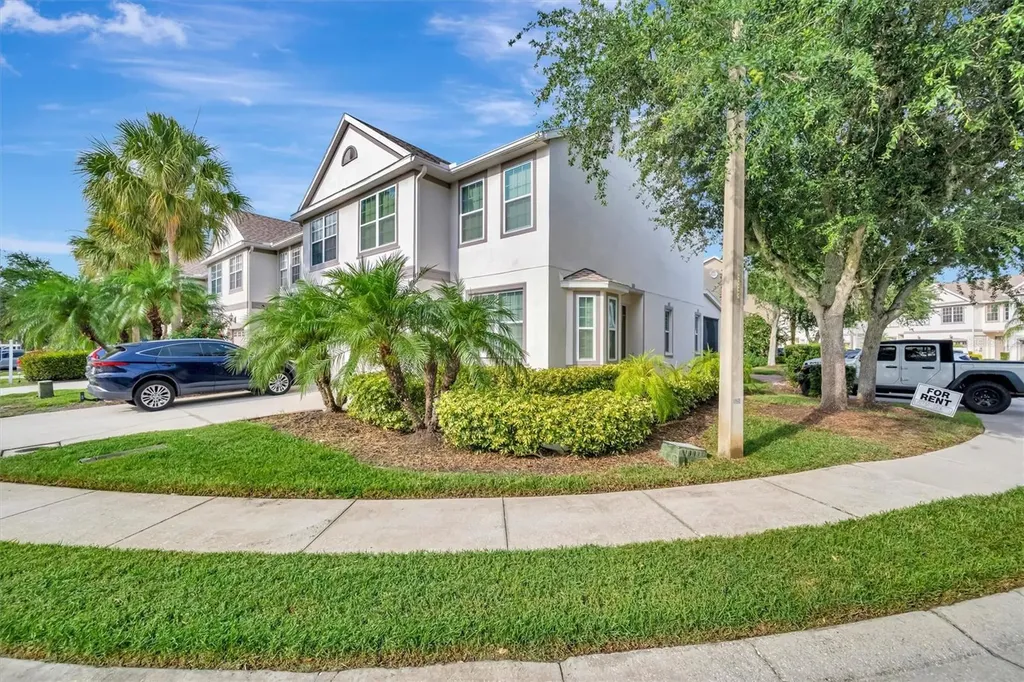 547 Black Lion Drive NE St Petersburg FL 33716