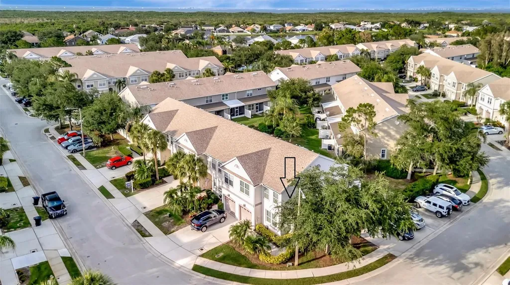 547 Black Lion Drive NE St Petersburg FL 33716